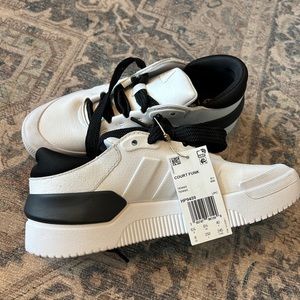 NWT ADIDAS COURT SHOES